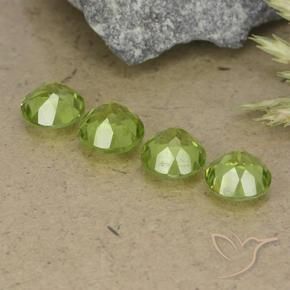 Shop natural 3.53ct Vert moyen Péridot gems, Tour, from Chine at GemSelect. In stock, global shipping!