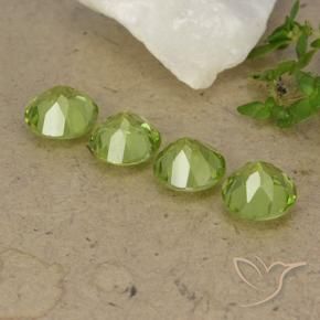 Shop natural 3.32ct Vert jaunâtre vif Péridot gems, Tour, from Chine at GemSelect. In stock, global shipping!