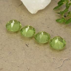 Shop natural 3.25ct Vert clair Péridot gems, Tour, from Chine at GemSelect. In stock, global shipping!