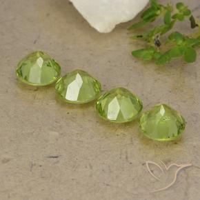 Shop natural 3.58ct Vert vif et léger Péridot gems, Tour, from Chine at GemSelect. In stock, global shipping!