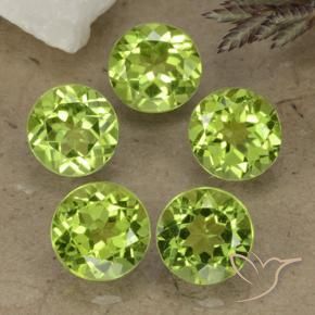 Shop natural 3.93ct Vert éclatant Péridot gems, Tour, from Chine at GemSelect. In stock, global shipping!