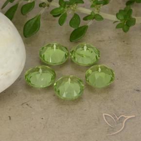 Shop natural 3.73ct Vert vif et léger Péridot gems, Tour, from Chine at GemSelect. In stock, global shipping!
