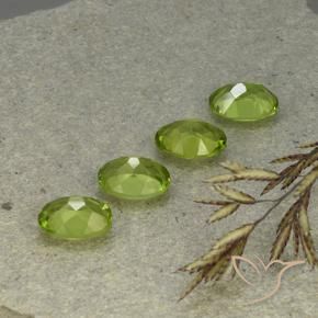 Shop natural 5.57ct Vert moyen Péridot gems, ovale, from Chine at GemSelect. In stock, global shipping!