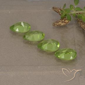 Shop natural 3.04ct Vert moyen Péridot gems, En forme de poire, from Chine at GemSelect. In stock, global shipping!