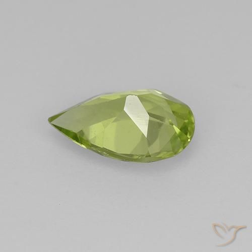 Péridot Vert vif et léger naturelle En forme de poire, 0.44 ct, VVS-VS