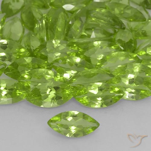 Péridot Vert vif et léger naturelle Marquise, 0.50 ct, VS