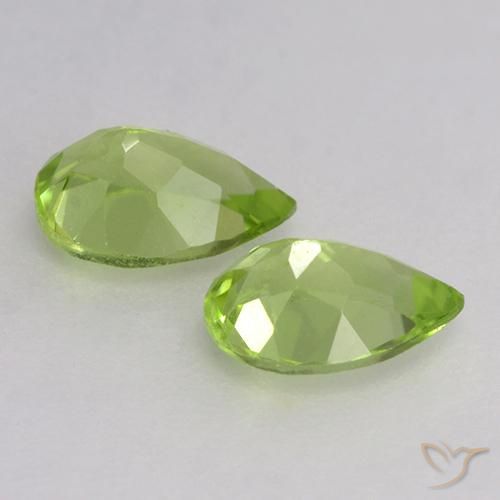 Shop natural 0.96ct Vert vif et léger Péridot gems, En forme de poire, from Chine at GemSelect. In stock, global shipping!