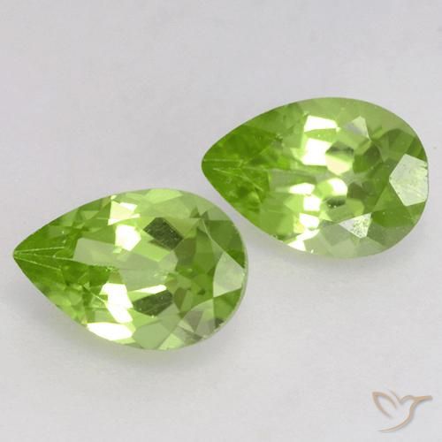 Shop natural 0.91ct Vert moyen Péridot gems, En forme de poire, from Chine at GemSelect. In stock, global shipping!