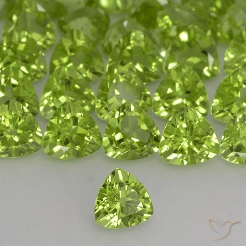 Péridot Vert éclatant naturelle Trillion, 0.50 ct, VVS-VS