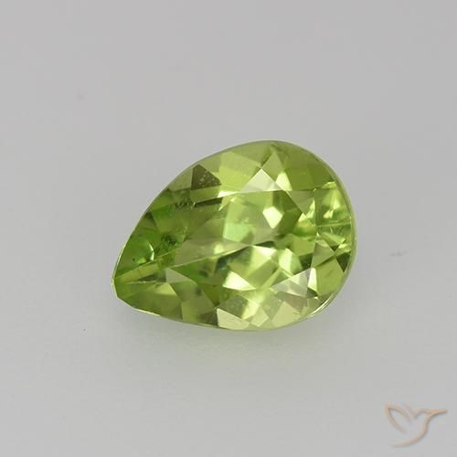 0.82ct Naturel Vert moyen Péridot, En forme de poire, VS