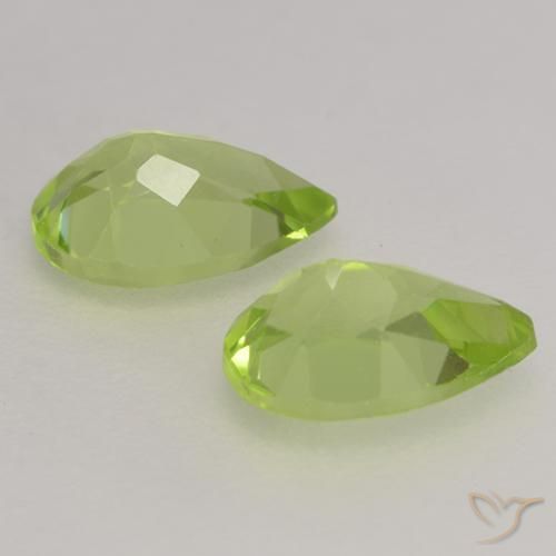 Shop natural 0.86ct Vert éclatant Péridot gems, En forme de poire, from Chine at GemSelect. In stock, global shipping!