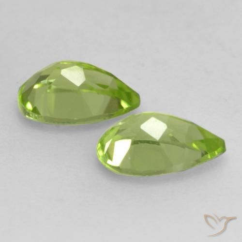 Shop natural 0.86ct Vert vif et léger Péridot gems, En forme de poire, from Chine at GemSelect. In stock, global shipping!