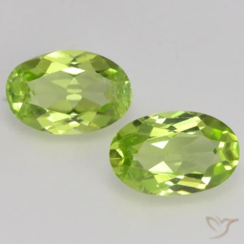 Shop natural 0.98ct Vert moyen Péridot gems, ovale, from Chine at GemSelect. In stock, global shipping!