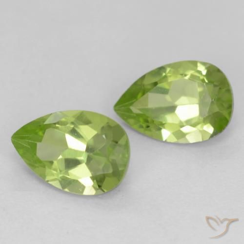 Shop natural 0.93ct Vert vif et léger Péridot gems, En forme de poire, from Chine at GemSelect. In stock, global shipping!