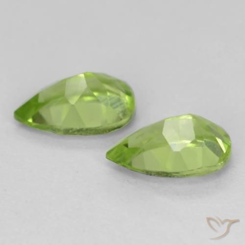Shop natural 0.93ct Vert vif et léger Péridot gems, En forme de poire, from Chine at GemSelect. In stock, global shipping!