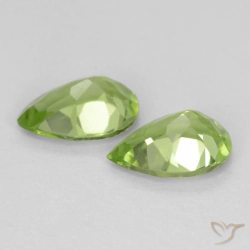 Shop natural 0.85ct Vert vif et léger Péridot gems, En forme de poire, from Chine at GemSelect. In stock, global shipping!