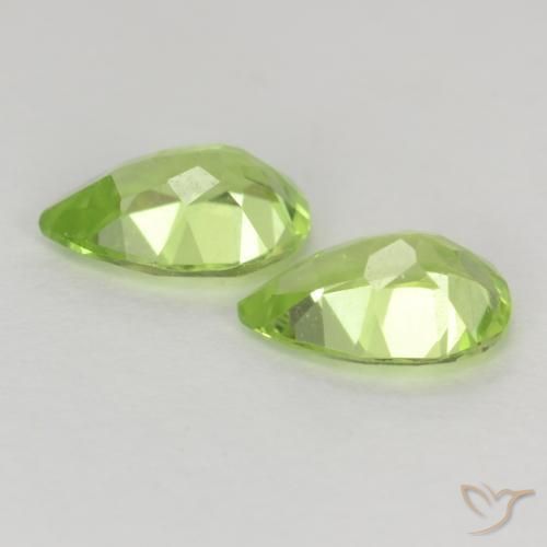Shop natural 0.78ct Vert vif et léger Péridot gems, En forme de poire, from Chine at GemSelect. In stock, global shipping!