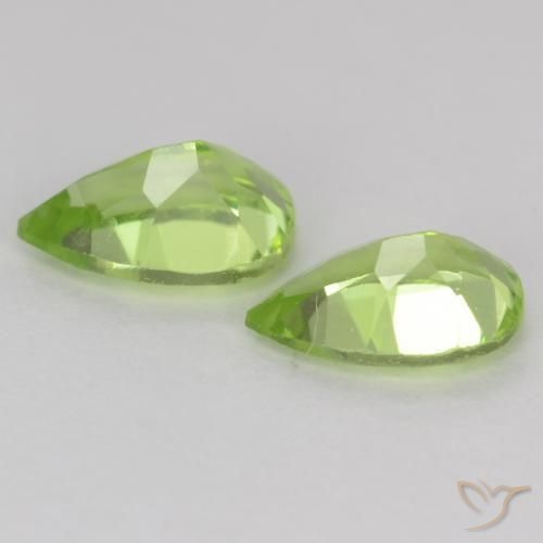 Shop natural 0.89ct Vert vif et léger Péridot gems, En forme de poire, from Chine at GemSelect. In stock, global shipping!