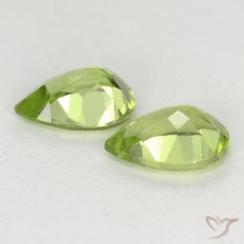 Shop natural 0.87ct Vert clair Péridot gems, En forme de poire, from Chine at GemSelect. In stock, global shipping!