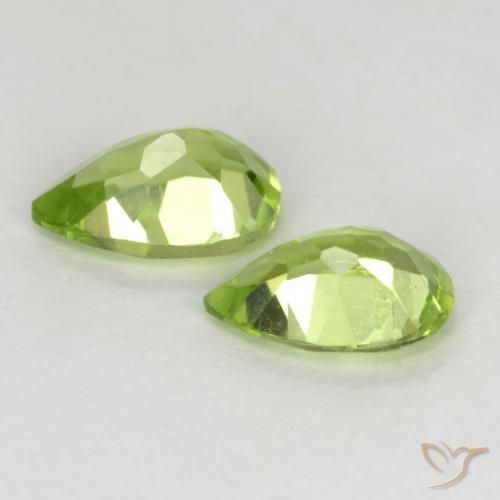 Shop natural 0.84ct Vert clair Péridot gems, En forme de poire, from Chine at GemSelect. In stock, global shipping!