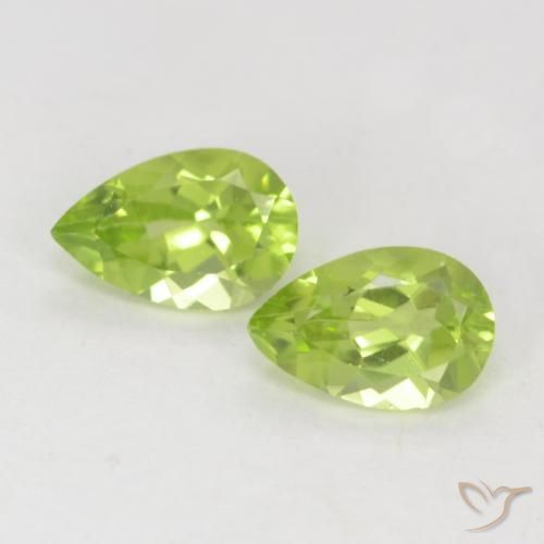 Shop natural 0.90ct Vert jaunâtre vif Péridot gems, En forme de poire, from Chine at GemSelect. In stock, global shipping!