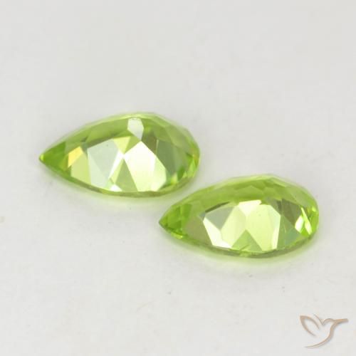 Shop natural 0.88ct Vert vif et léger Péridot gems, En forme de poire, from Chine at GemSelect. In stock, global shipping!