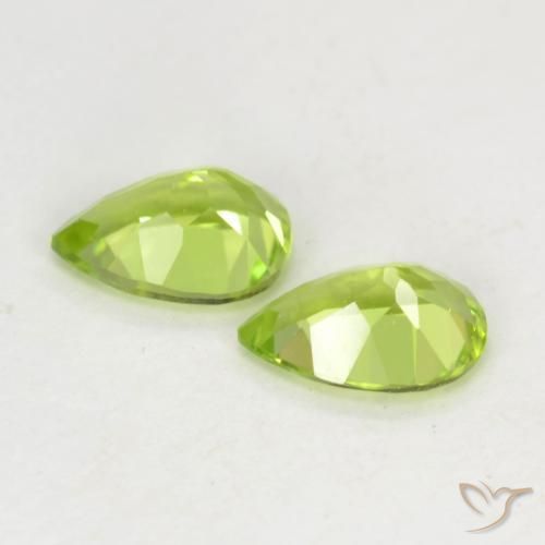 Shop natural 0.93ct Vert jaunâtre vif Péridot gems, En forme de poire, from Chine at GemSelect. In stock, global shipping!