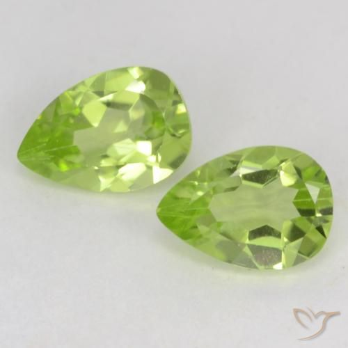 0.90ctw Naturel Vert vif et léger Péridot, En forme de poire, VVS-VS