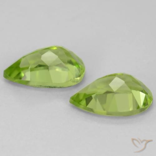 Shop natural 0.90ct Vert vif et léger Péridot gems, En forme de poire, from Chine at GemSelect. In stock, global shipping!