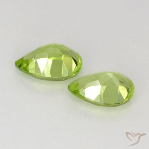 Shop natural 0.91ct Vert vif et léger Péridot gems, En forme de poire, from Chine at GemSelect. In stock, global shipping!