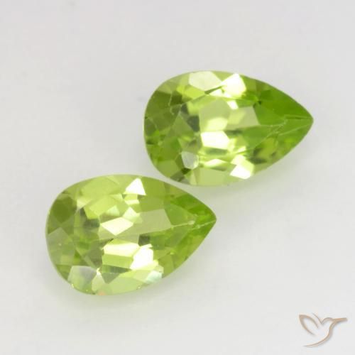 Shop natural 0.93ct Vert éclatant Péridot gems, En forme de poire, from Chine at GemSelect. In stock, global shipping!