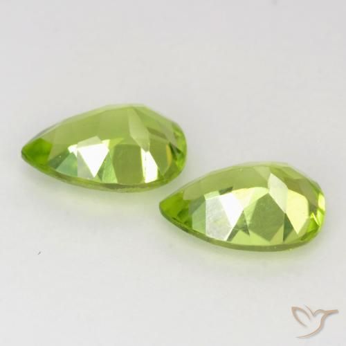 Shop natural 0.93ct Vert éclatant Péridot gems, En forme de poire, from Chine at GemSelect. In stock, global shipping!