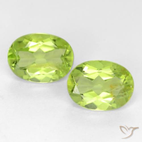 2.70ctw Naturel Vert vif et léger Péridot, ovale, SI
