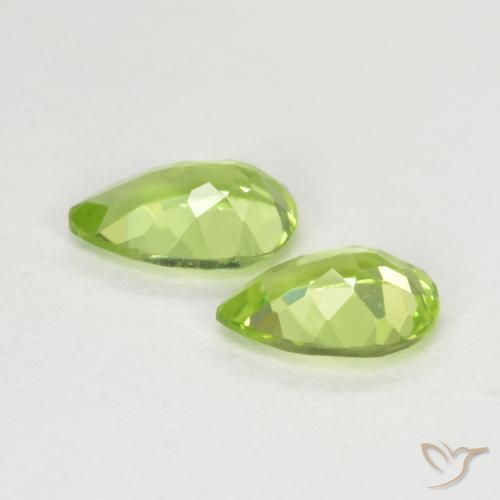Shop natural 0.87ct Vert vif et léger Péridot gems, En forme de poire, from Chine at GemSelect. In stock, global shipping!