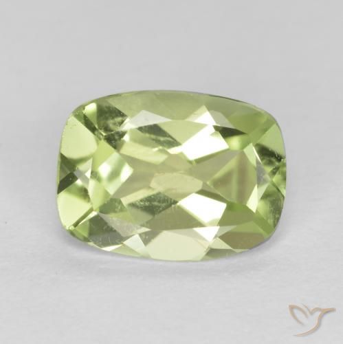 1.09ct Naturel Vert vif et léger Péridot, Coussin, VS