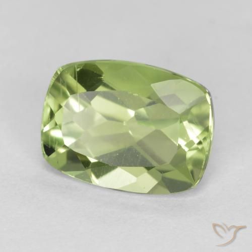 Péridot Vert vif et léger naturelle Coussin, 1.44 ct, VS