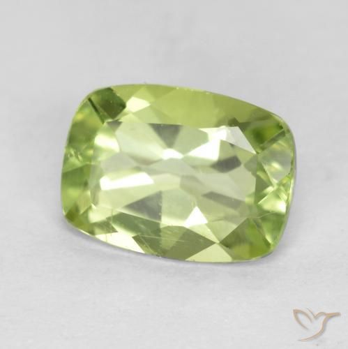 Péridot Vert vif et léger naturelle Coussin, 1.14 ct, VS
