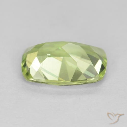 Péridot Vert vif et léger naturelle Coussin, 1.14 ct, VS