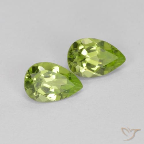 Shop natural 0.84ct Vert éclatant Péridot gems, En forme de poire, from Chine at GemSelect. In stock, global shipping!