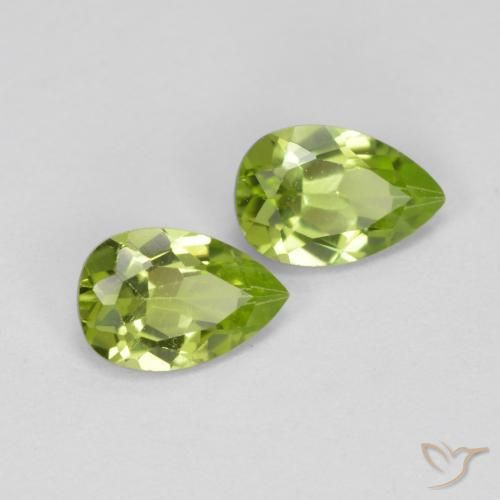 Shop natural 0.92ct Vert moyen Péridot gems, En forme de poire, from Chine at GemSelect. In stock, global shipping!