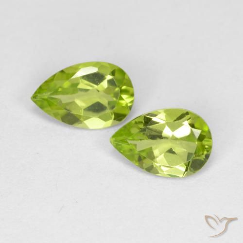 0.82ctw Naturel Vert moyen Péridot, En forme de poire, VS