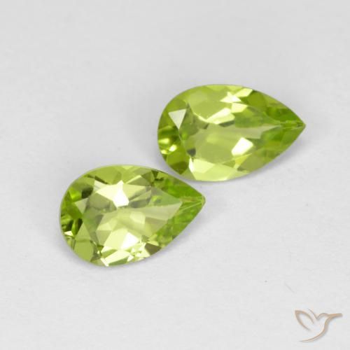 Shop natural 0.82ct Vert moyen Péridot gems, En forme de poire, from Chine at GemSelect. In stock, global shipping!
