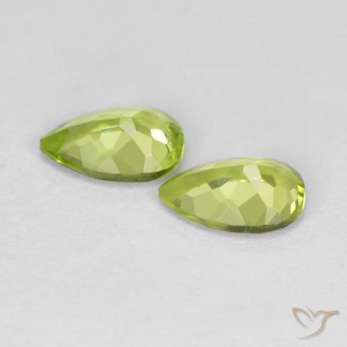 Shop natural 0.88ct Vert moyen Péridot gems, En forme de poire, from Chine at GemSelect. In stock, global shipping!