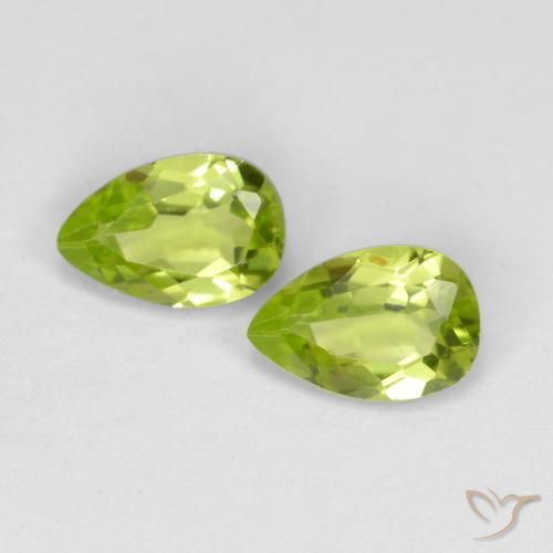 0.94ctw Naturel Vert moyen Péridot, En forme de poire, VVS-VS