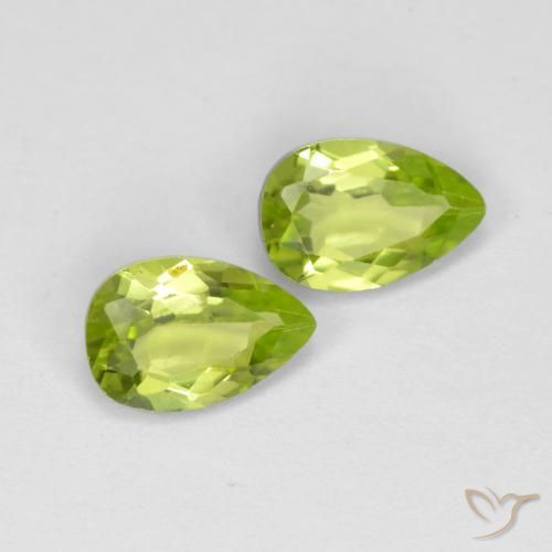 Shop natural 0.94ct Vert moyen Péridot gems, En forme de poire, from Chine at GemSelect. In stock, global shipping!