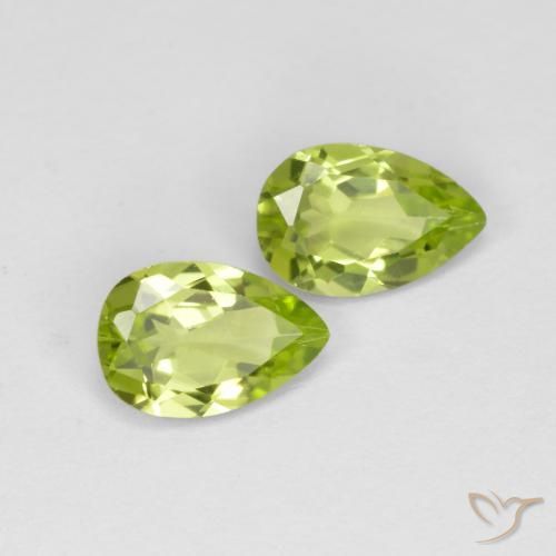 Shop natural 0.80ct Vert moyen Péridot gems, En forme de poire, from Chine at GemSelect. In stock, global shipping!
