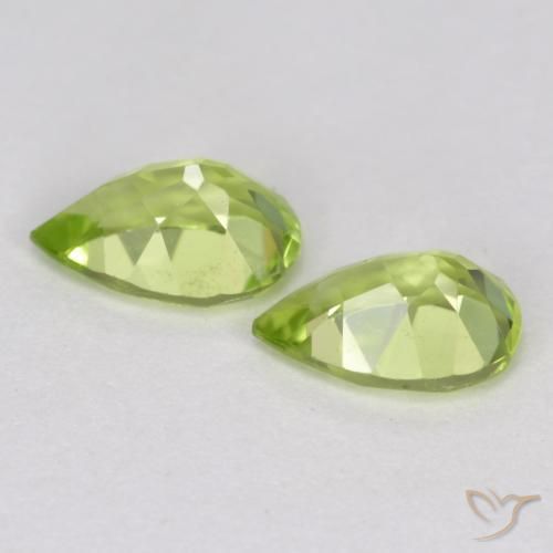 Shop natural 0.86ct Vert éclatant Péridot gems, En forme de poire, from Chine at GemSelect. In stock, global shipping!
