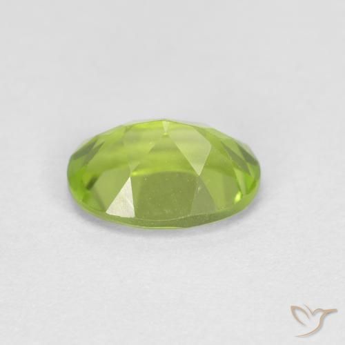 Péridot Vert éclatant naturelle ovale, 0.91 ct, VS