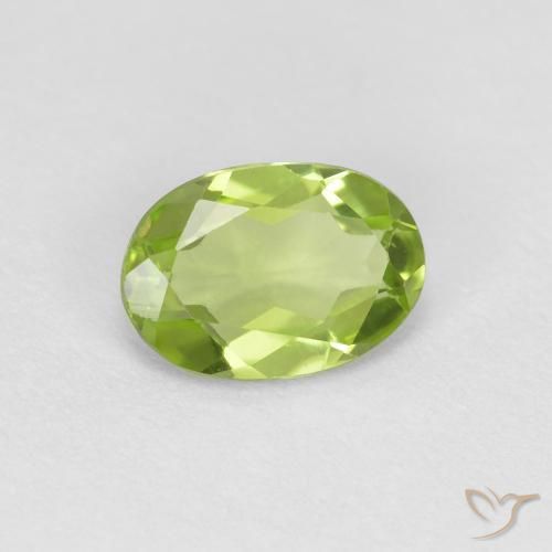 Péridot Vert éclatant naturelle ovale, 0.75 ct, VS