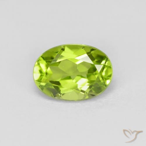1.08ct Naturel Vert moyen Péridot, ovale, VS